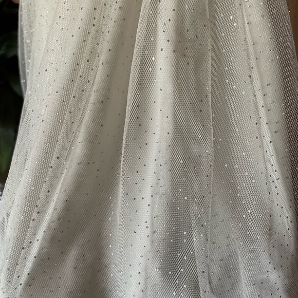 Brand: Nannette, 2t white with silver spring/summer dress with long sleeve coat - Picture 5 of 14